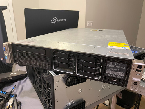 HP Proliant DL380p Gen8 8 SFF Server | 2x E5-2620 | 2x PSU | 8x 2.5" Bays