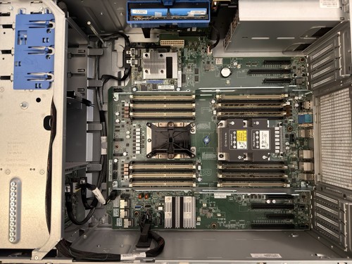 HPE ProLiant ML350 Gen10 Intel Xeon Silver 4110 64Gb RAM 250Gb SSD